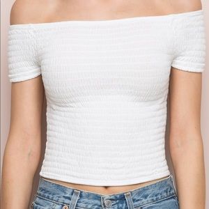 Brandy Melville Off the shoulder Top
